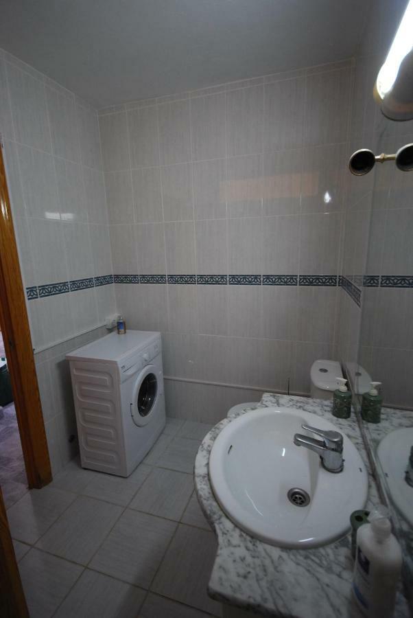 Cozy Apartment With First Line Seaview In Perfect Location, Near The Marina Benalmádena Buitenkant foto